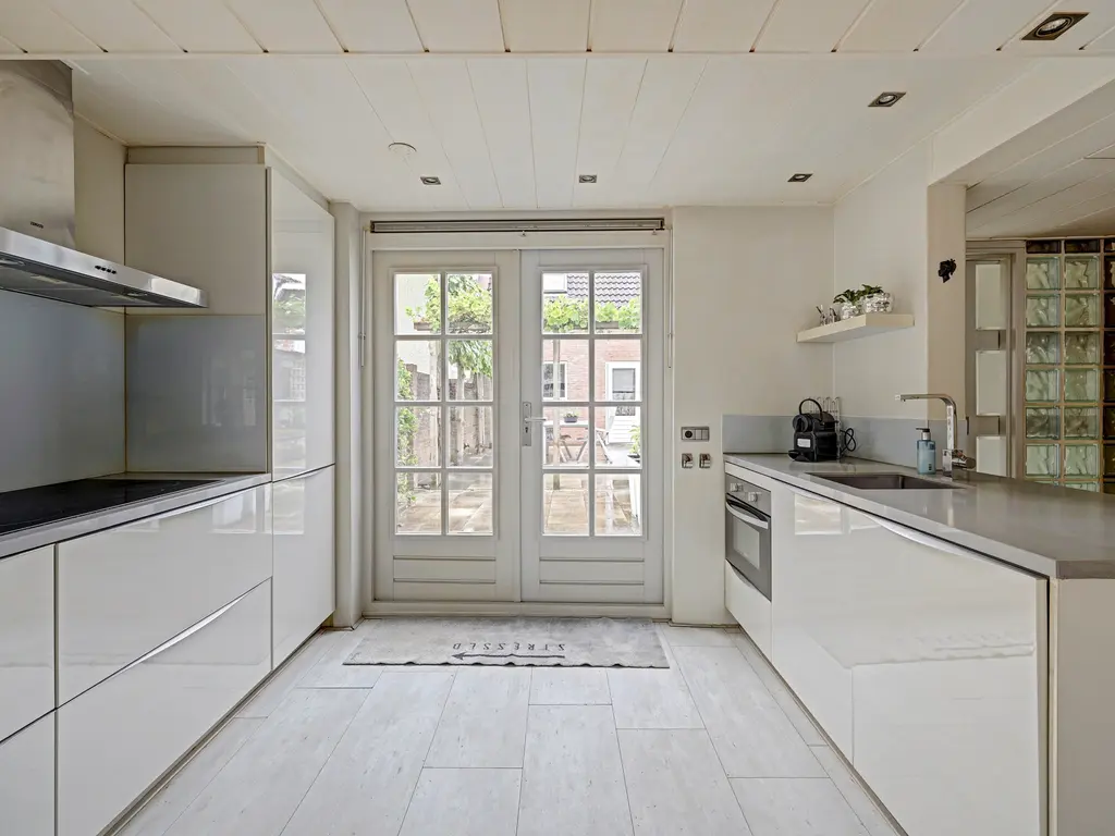 Nobelstraat 27, Oud-Beijerland