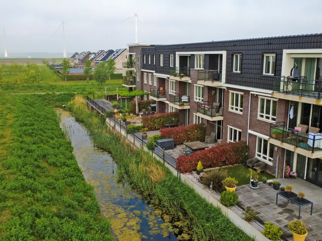 Perengaard 45, Nieuw-Beijerland