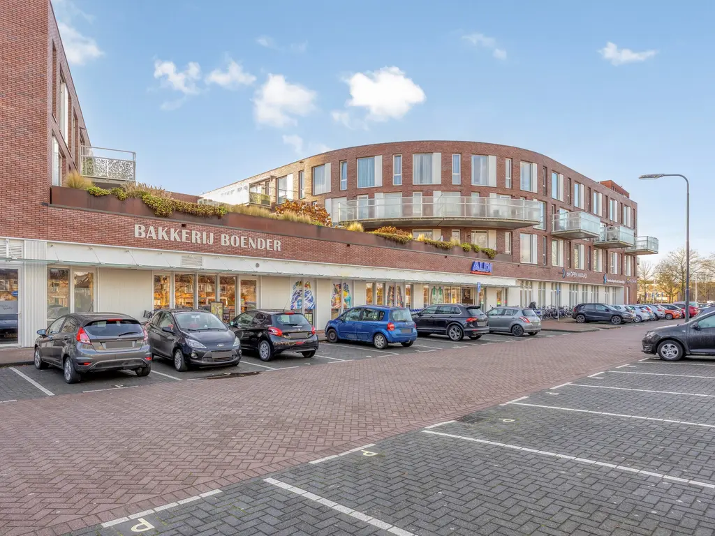 Klompenmaker 19, Oud-Beijerland