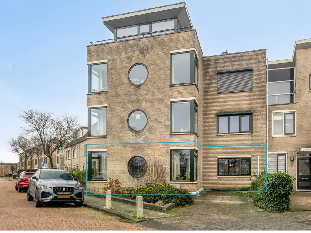 Theo Mann-Bouwmeesterstraat 82, Spijkenisse