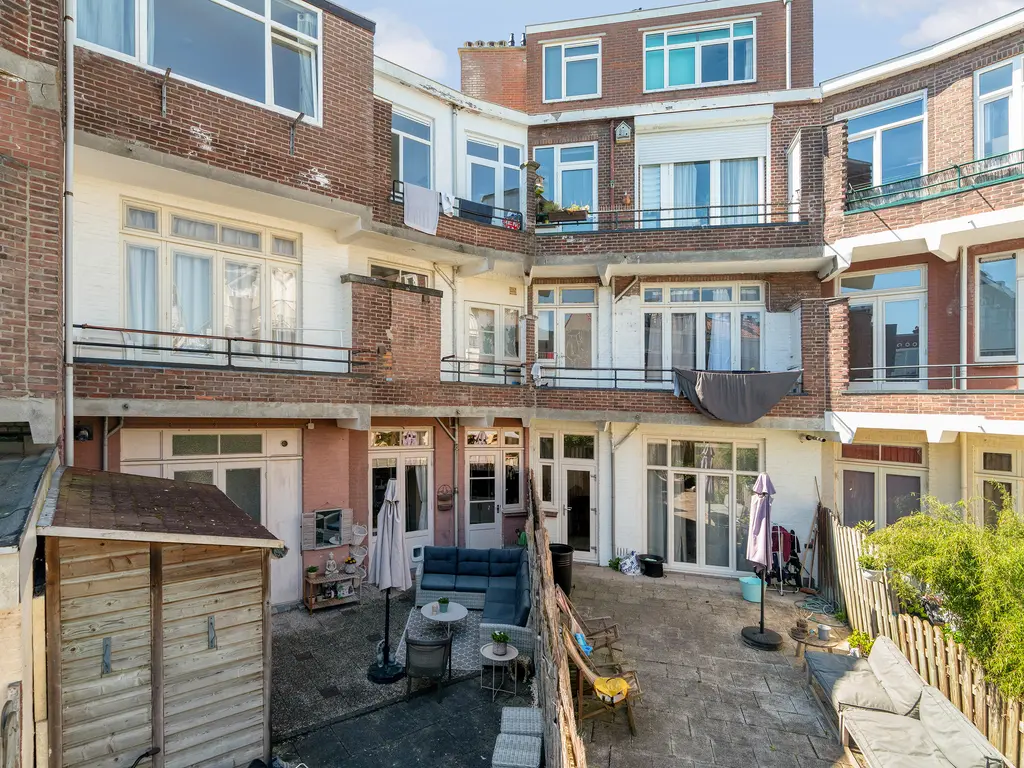 Woudenbergstraat 38, 'S-GRAVENHAGE