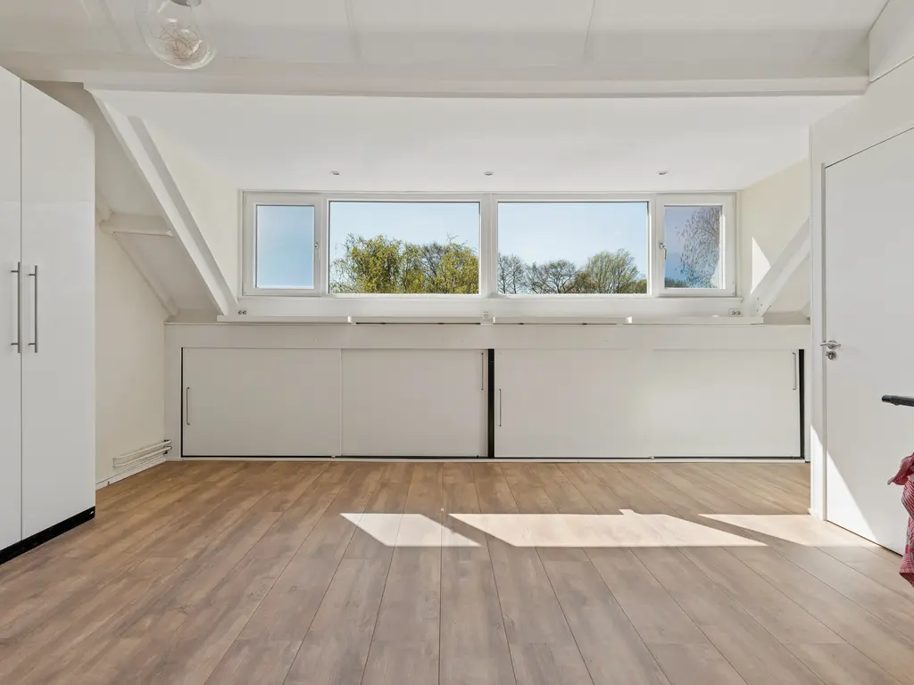 J.C. van der Lansstraat 33, 'S-GRAVENHAGE