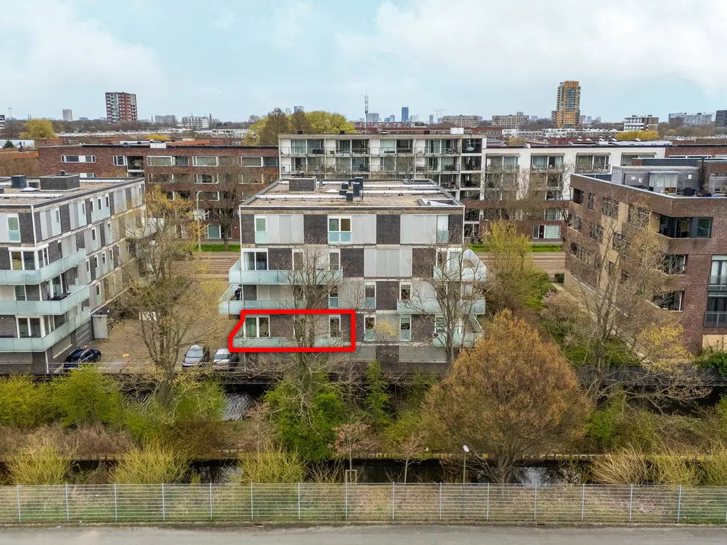 Dedemsvaartweg 503, 'S-GRAVENHAGE