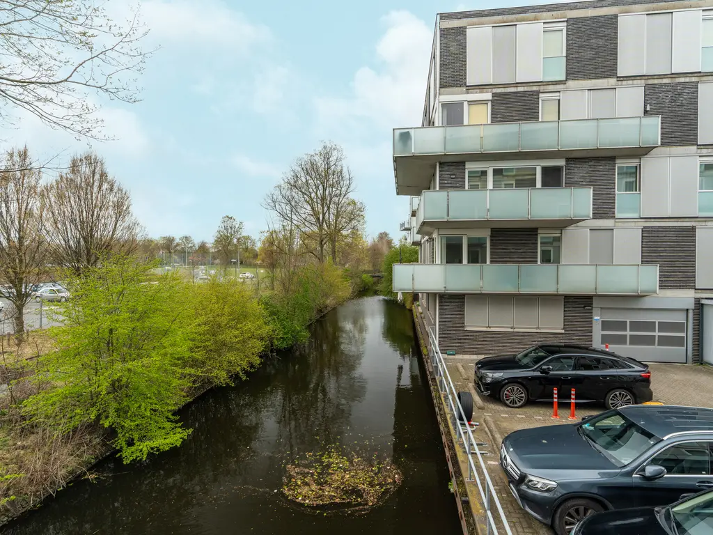 Dedemsvaartweg 503, 'S-GRAVENHAGE