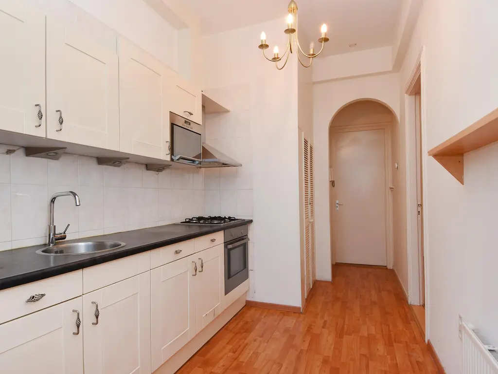 Weimarstraat 143, 'S-GRAVENHAGE