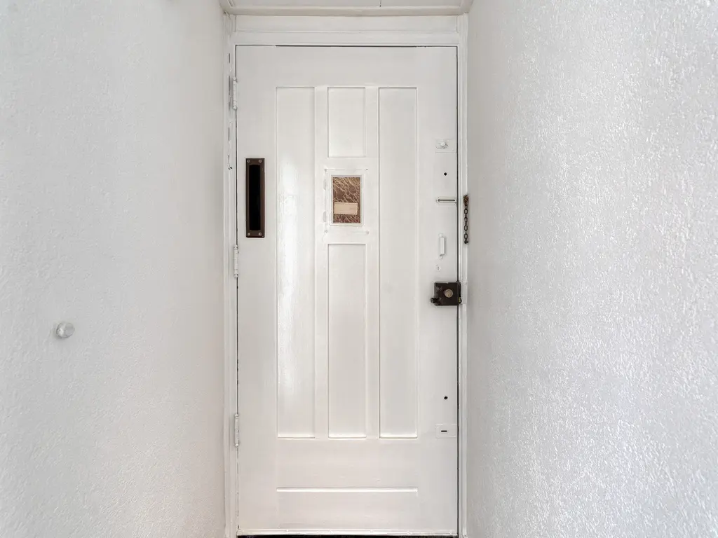 Velpsestraat 225, 'S-GRAVENHAGE