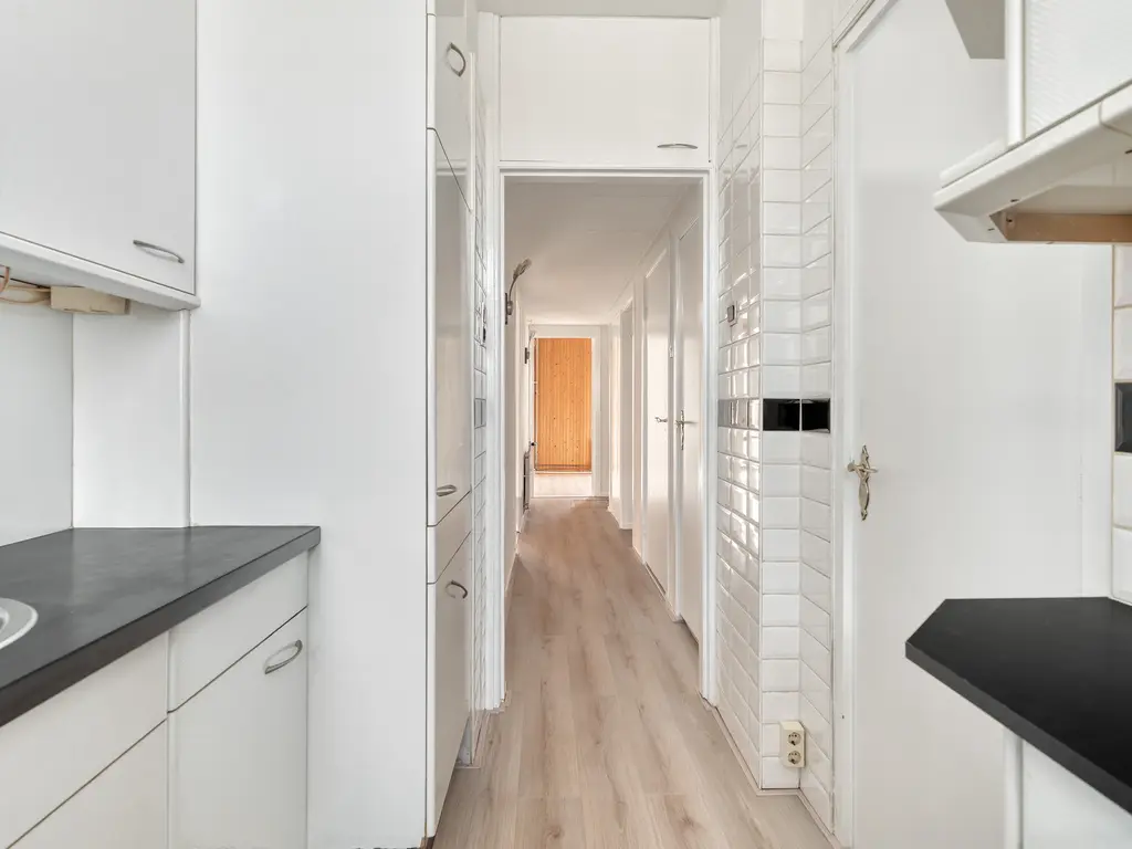 Velpsestraat 225, 'S-GRAVENHAGE