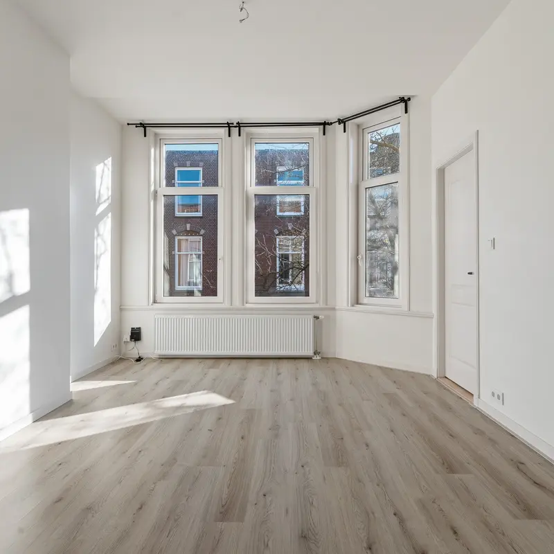 Van Loostraat 115, 'S-GRAVENHAGE