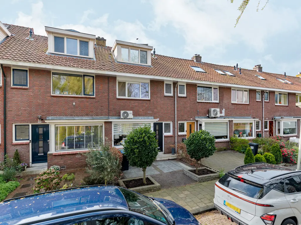 Surinamesingel 37, VLAARDINGEN