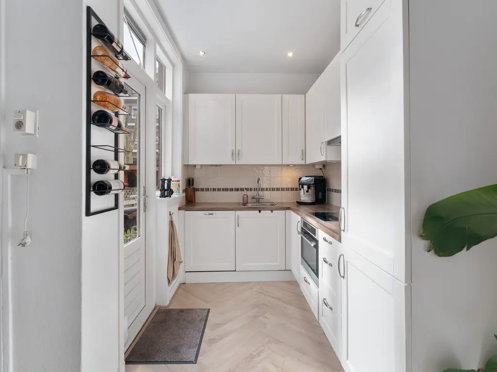 Surinamesingel 37, VLAARDINGEN