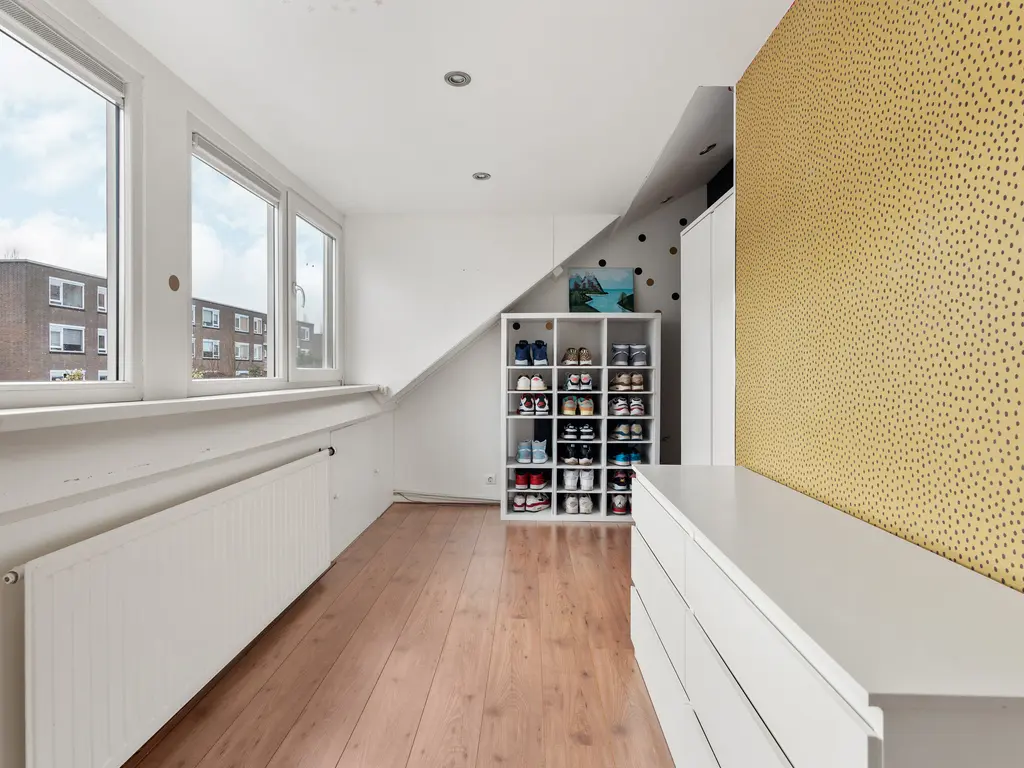 Surinamesingel 37, VLAARDINGEN
