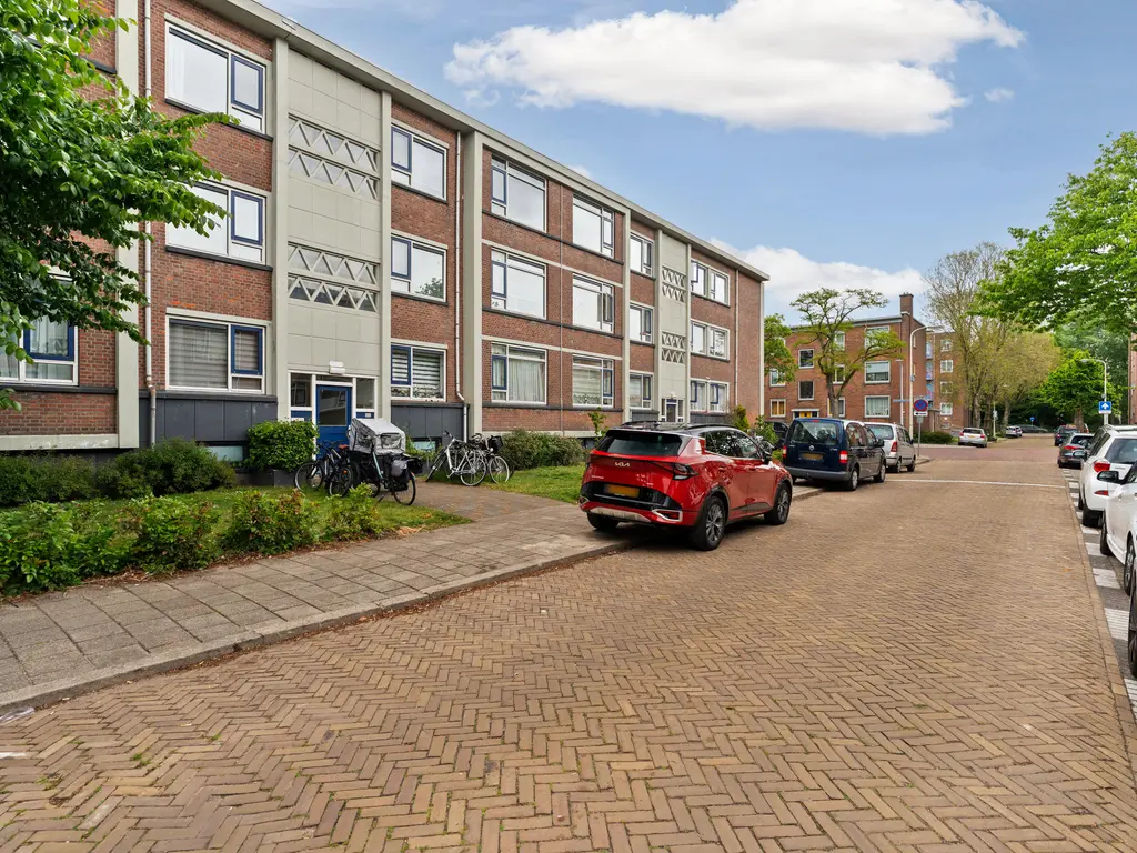 Ruinerwoldstraat 56, 'S-GRAVENHAGE
