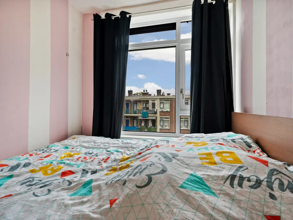 Ruinerwoldstraat 56, 'S-GRAVENHAGE