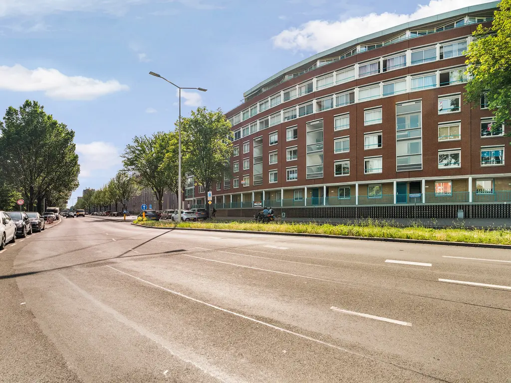 Troelstrakade 825, 'S-GRAVENHAGE
