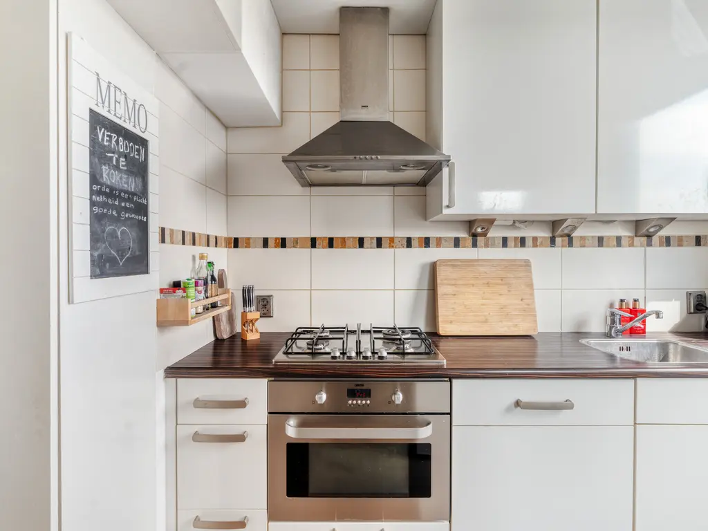 Medemblikstraat 248, 'S-GRAVENHAGE