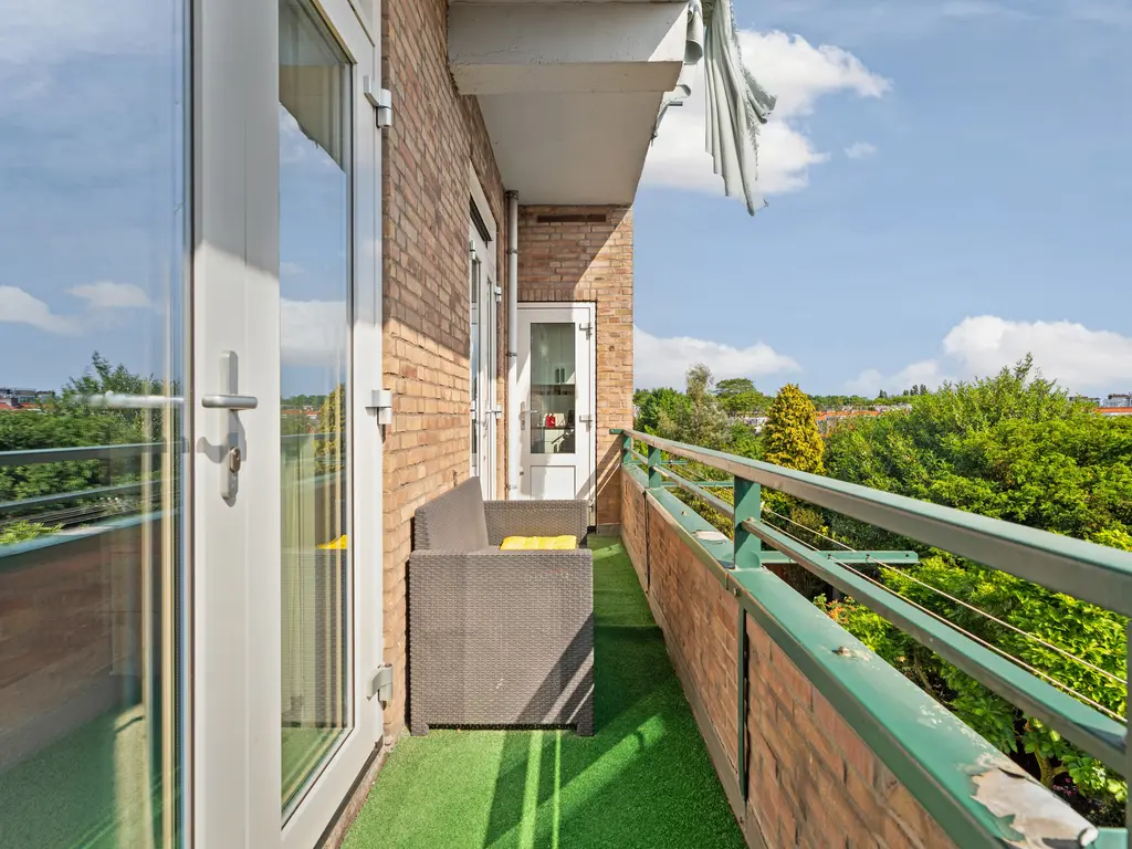 Medemblikstraat 248, 'S-GRAVENHAGE