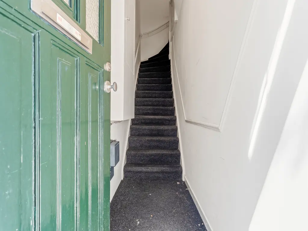 Van Loostraat 115A, 'S-GRAVENHAGE