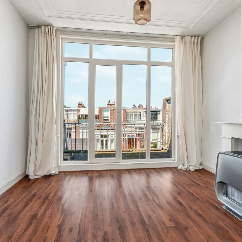 Van Loostraat 115A, 'S-GRAVENHAGE