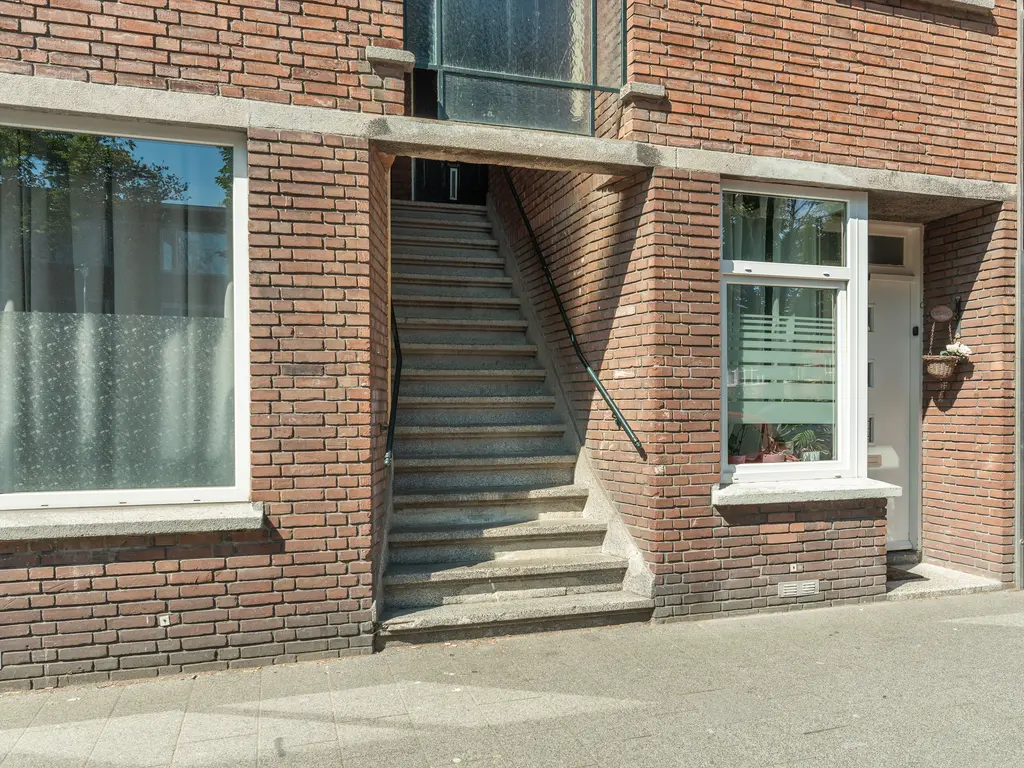 Allard Piersonlaan 211, 'S-GRAVENHAGE