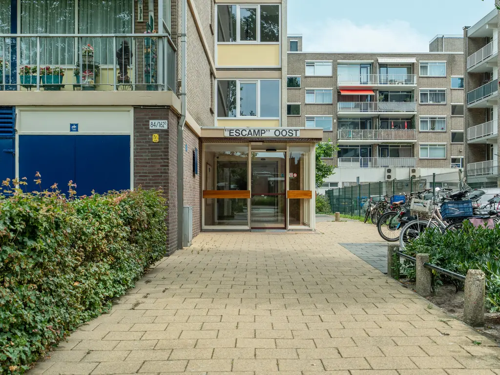 Leyweg 106A, 'S-GRAVENHAGE