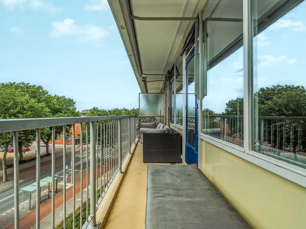 Leyweg 106A, 'S-GRAVENHAGE