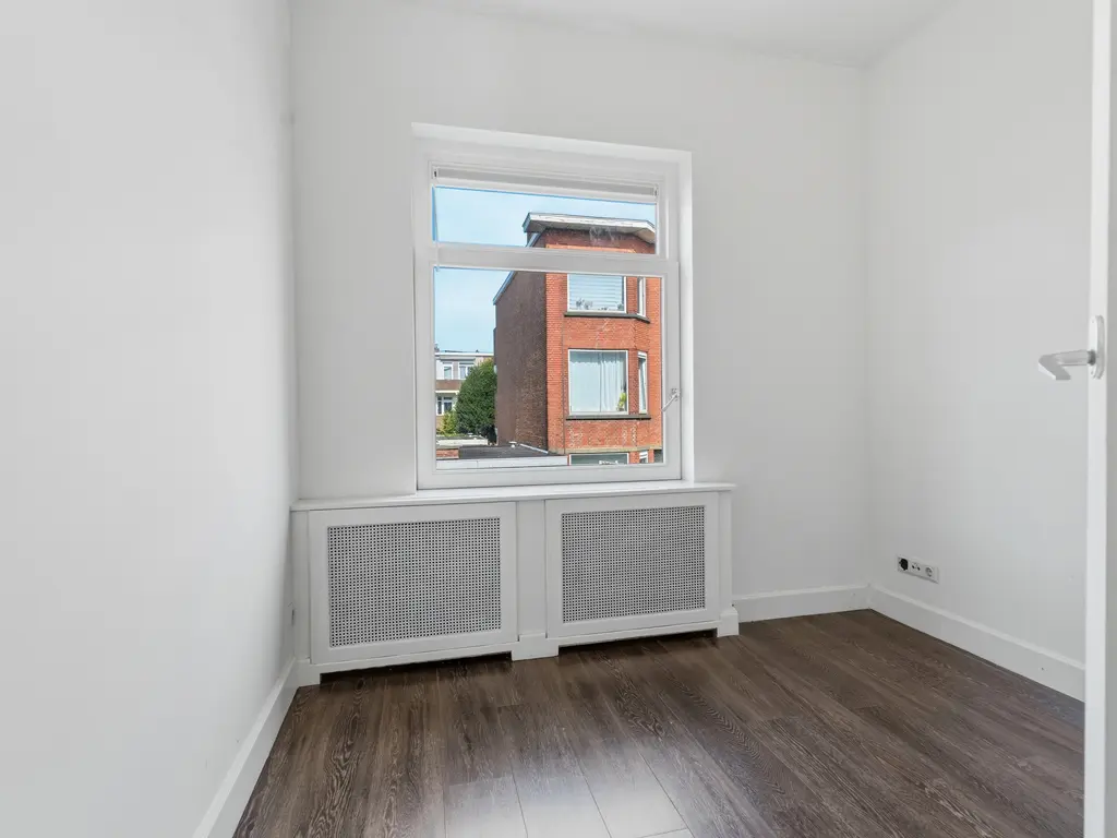 Bennekomstraat 15, 'S-GRAVENHAGE