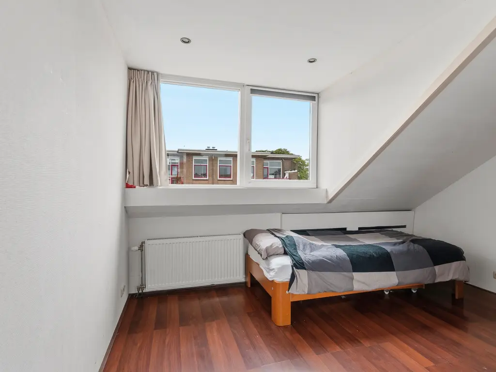 Leersumstraat 58, 'S-GRAVENHAGE