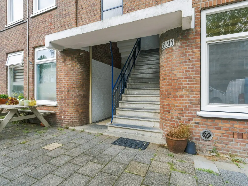 Breezandstraat 37, 'S-GRAVENHAGE