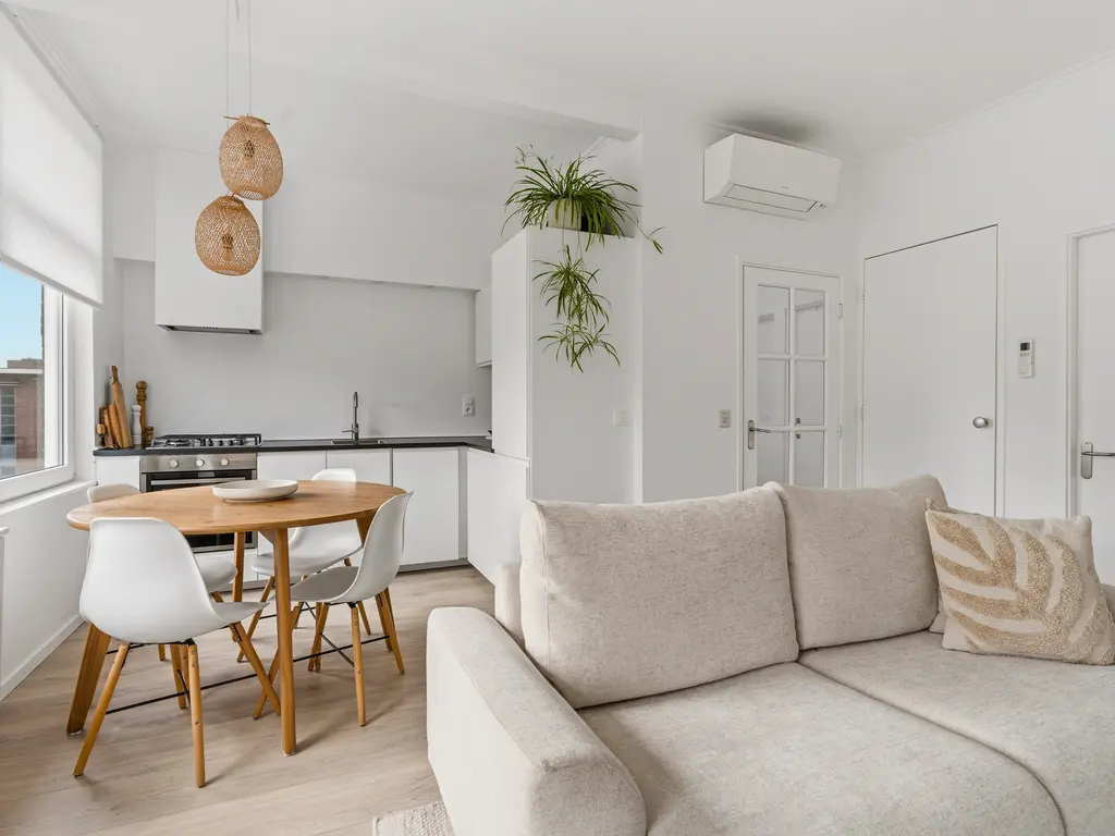 Breezandstraat 37, 'S-GRAVENHAGE