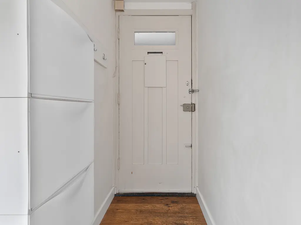 Lunterenstraat 105, 'S-GRAVENHAGE