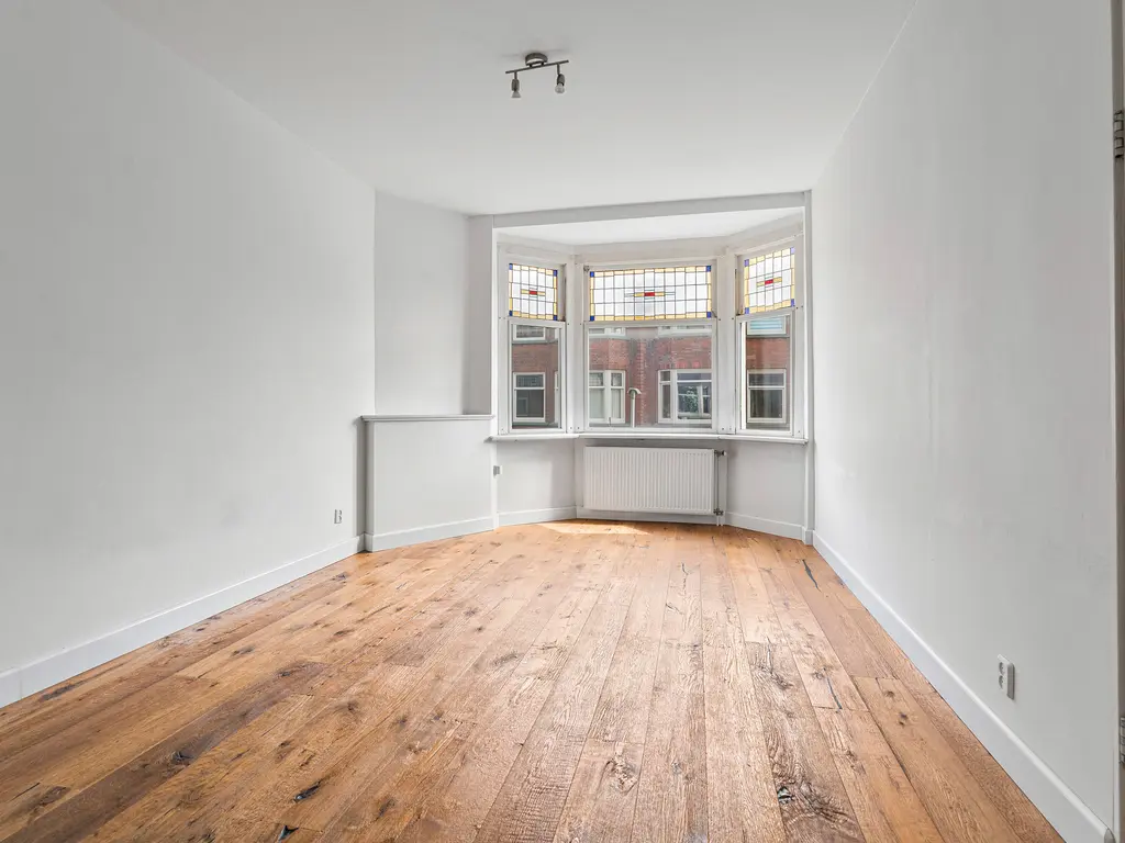 Lunterenstraat 105, 'S-GRAVENHAGE