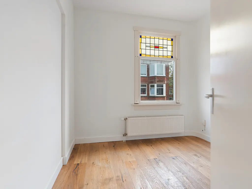 Lunterenstraat 105, 'S-GRAVENHAGE