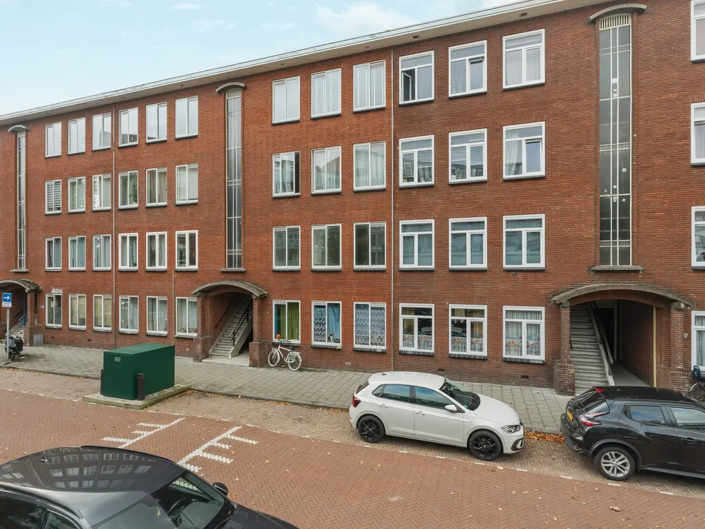 Reviusstraat 67, 'S-GRAVENHAGE