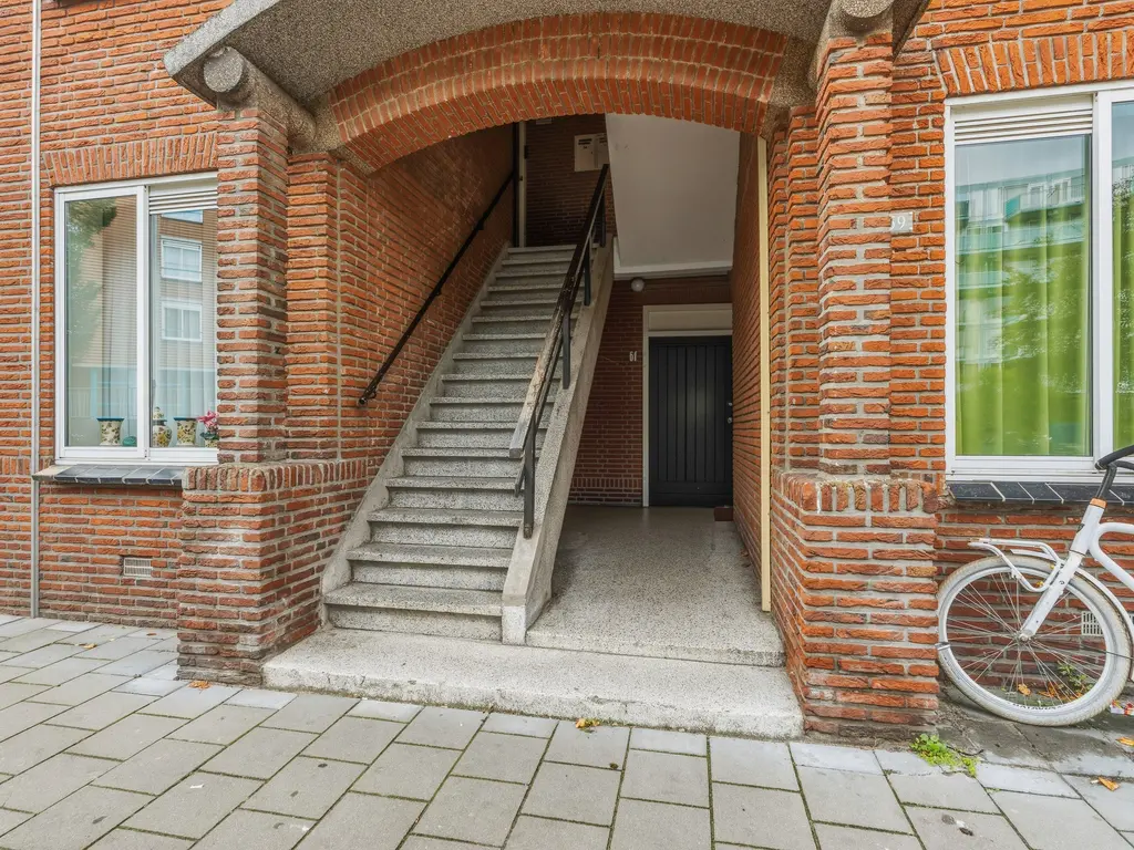 Reviusstraat 67, 'S-GRAVENHAGE