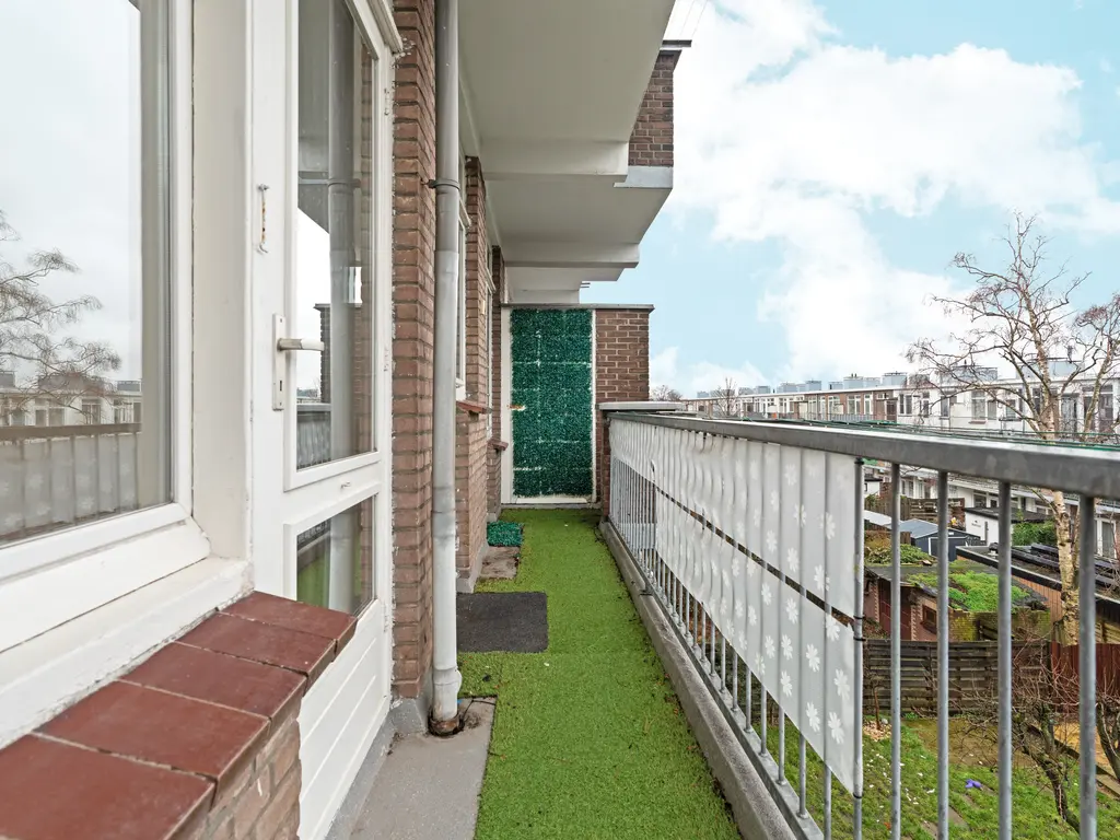 Veenendaalkade 378, 'S-GRAVENHAGE