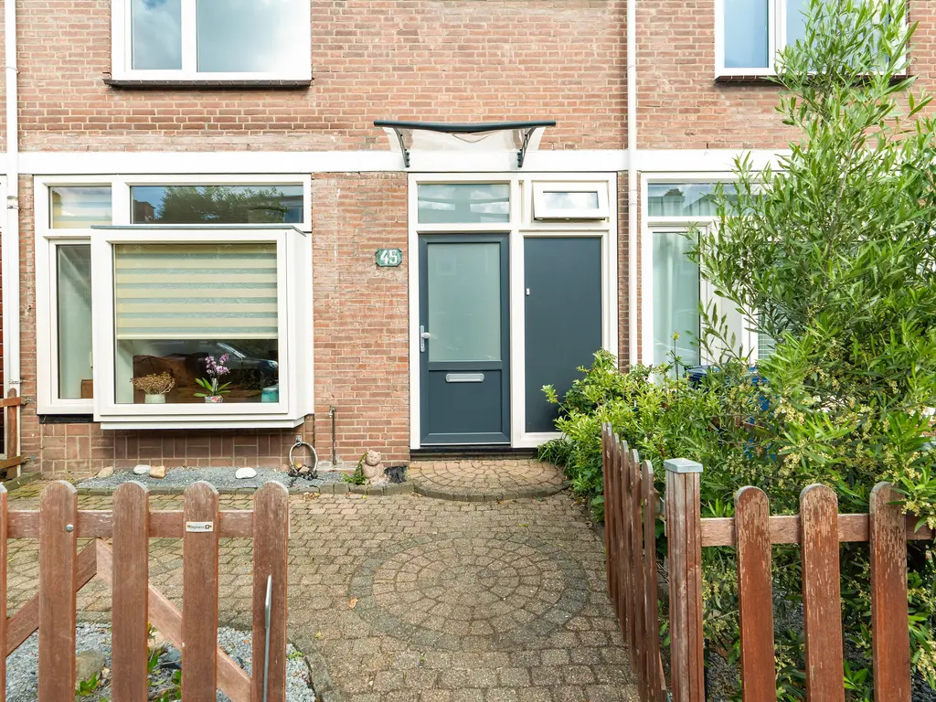 Wormerveerstraat 45, 'S-GRAVENHAGE