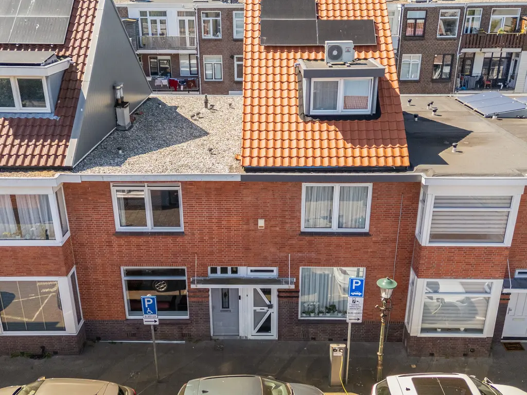 Bunschotensestraat 99, 'S-GRAVENHAGE