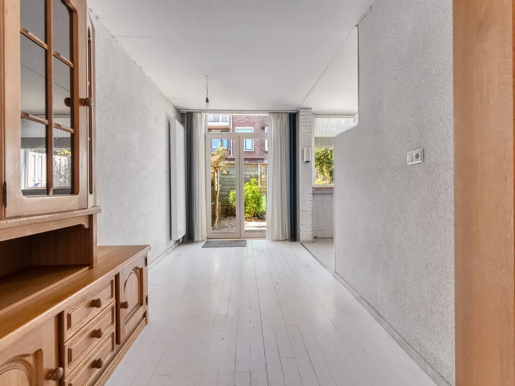 Bunschotensestraat 99, 'S-GRAVENHAGE