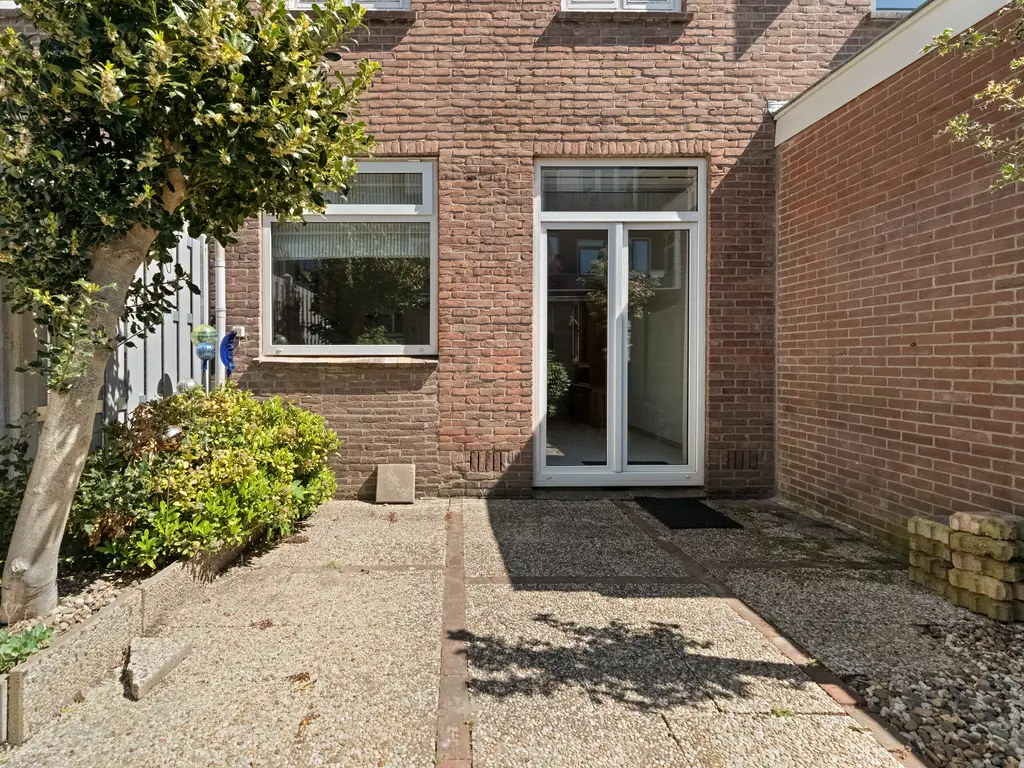 Bunschotensestraat 99, 'S-GRAVENHAGE