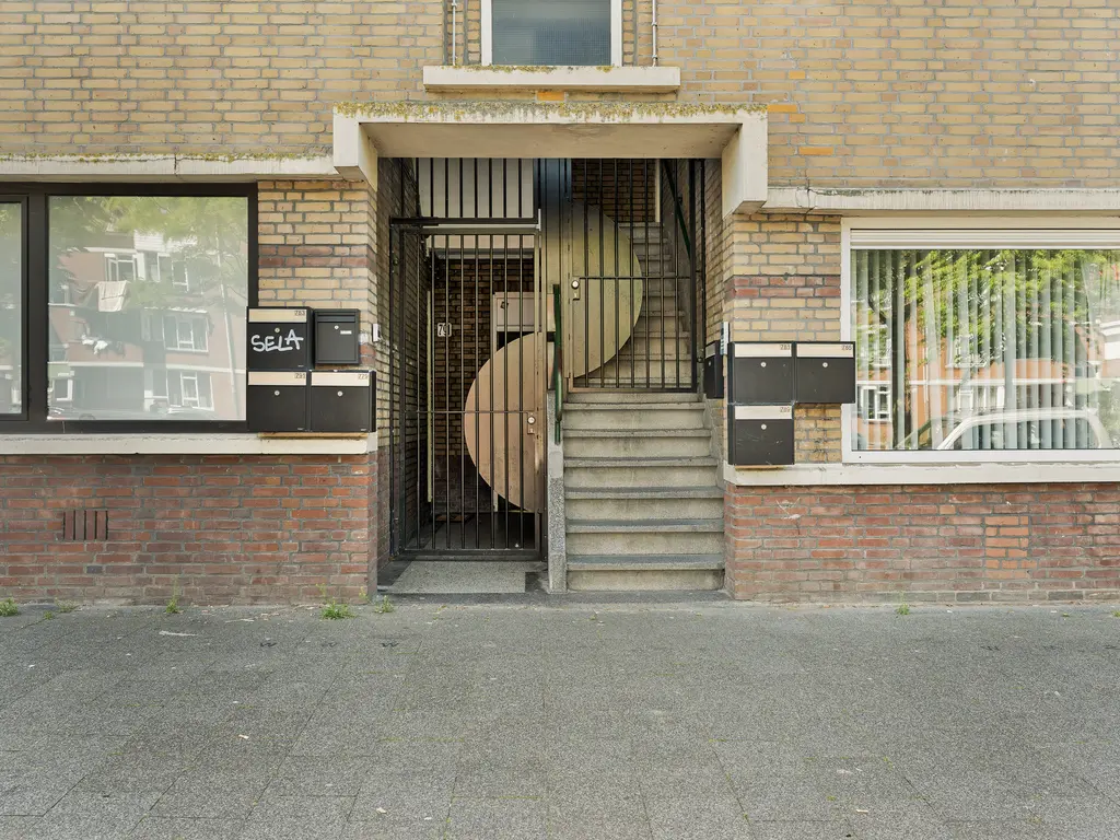 De la Reyweg 789, 'S-GRAVENHAGE