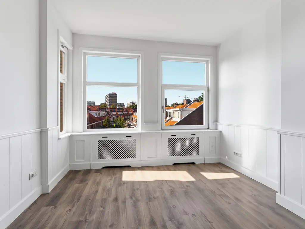 Capadosestraat 214, 'S-GRAVENHAGE