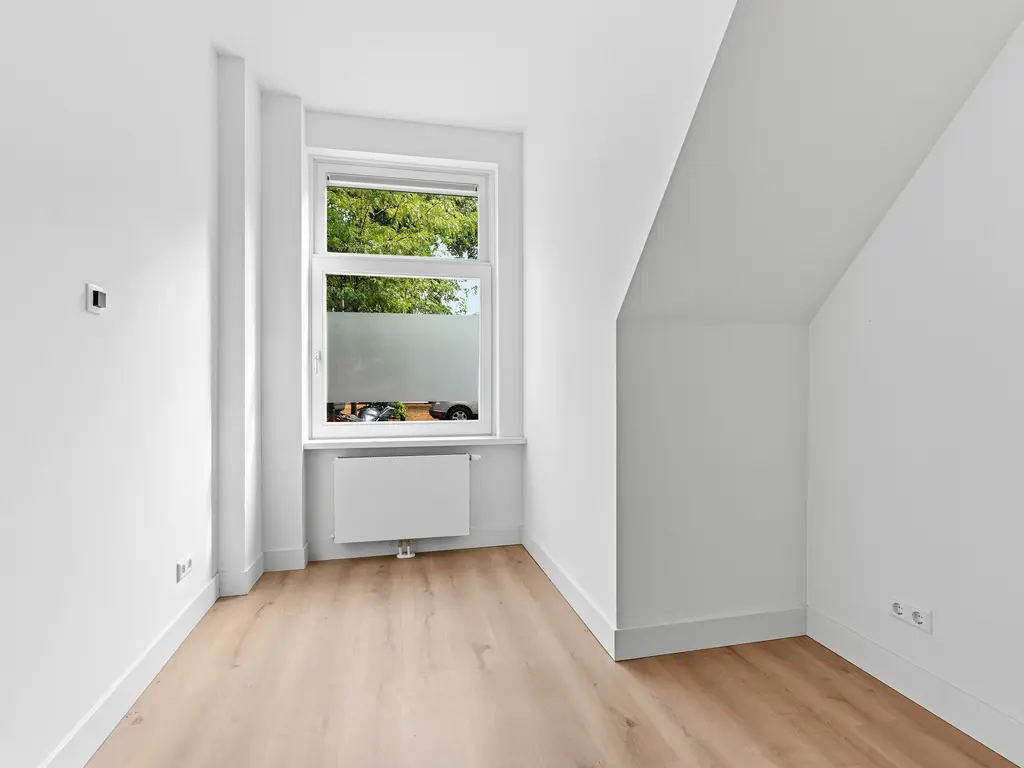 De la Reyweg 581, 'S-GRAVENHAGE