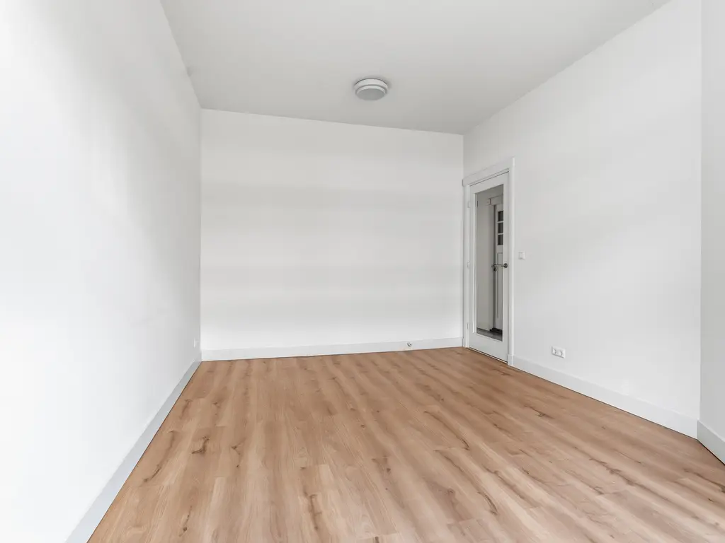 De la Reyweg 581, 'S-GRAVENHAGE