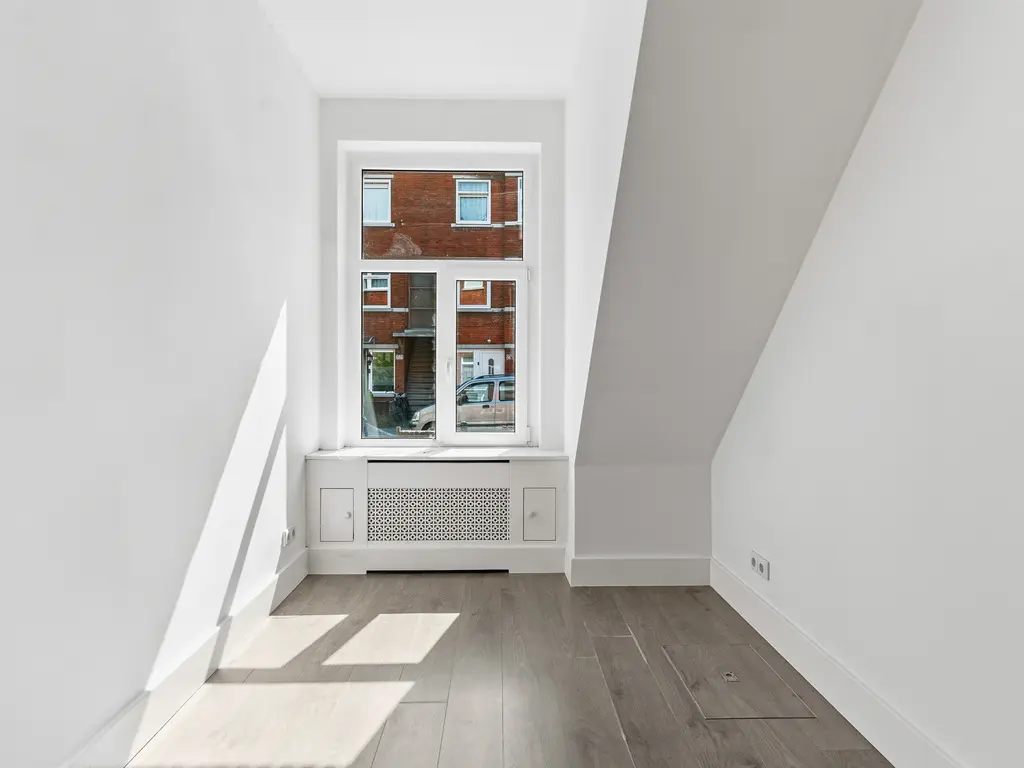 Vierhoutenstraat 20, 'S-GRAVENHAGE