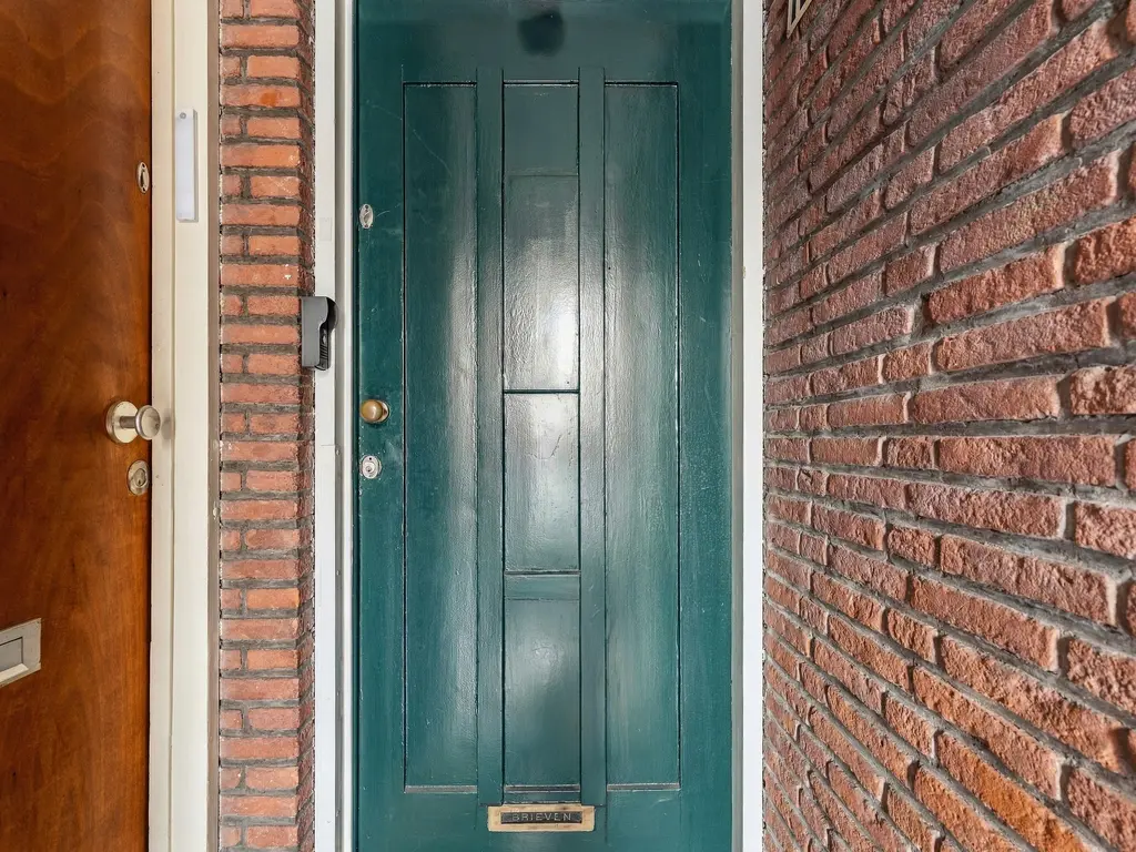 Schaarsbergenstraat 12B, 'S-GRAVENHAGE
