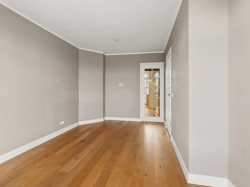 Schaarsbergenstraat 12B, 'S-GRAVENHAGE