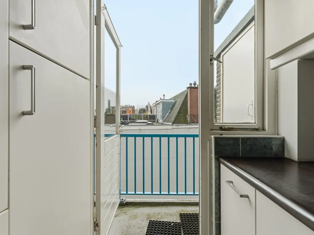 Juliana van Stolberglaan 77, 'S-GRAVENHAGE