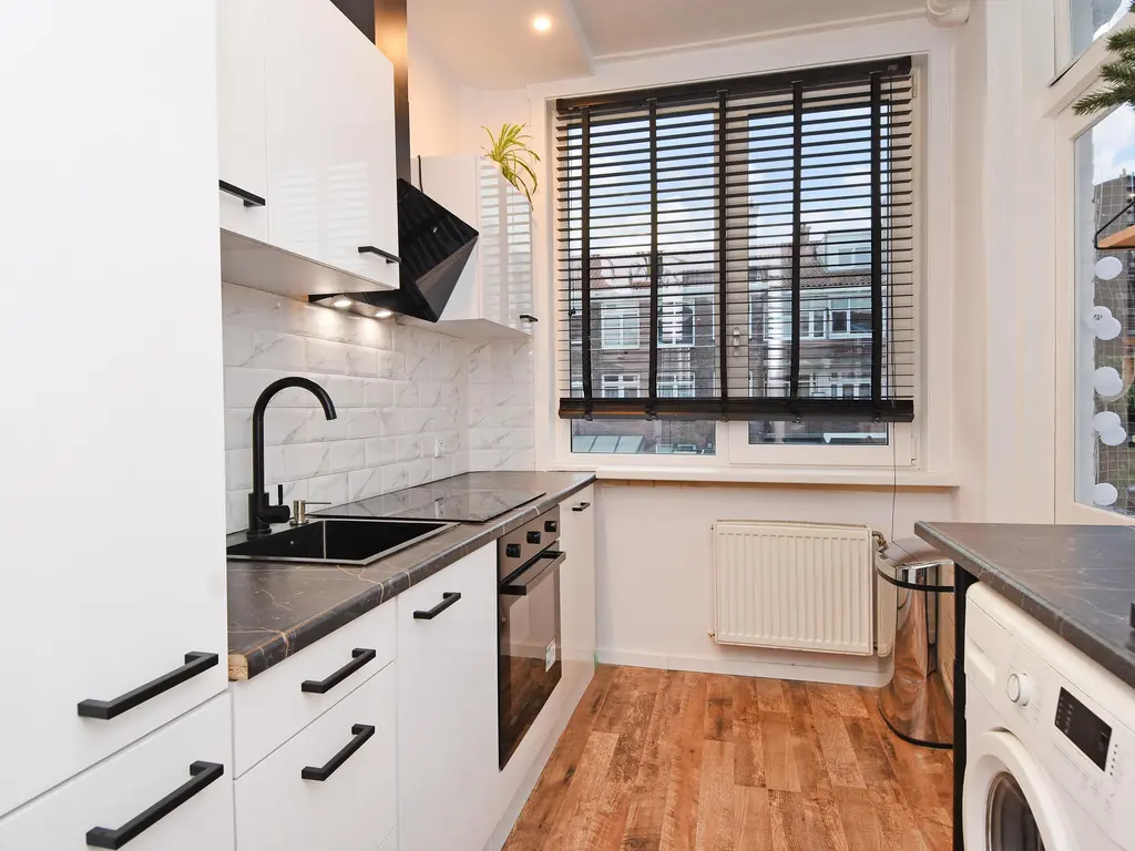 Rederijkerstraat 158, 'S-GRAVENHAGE