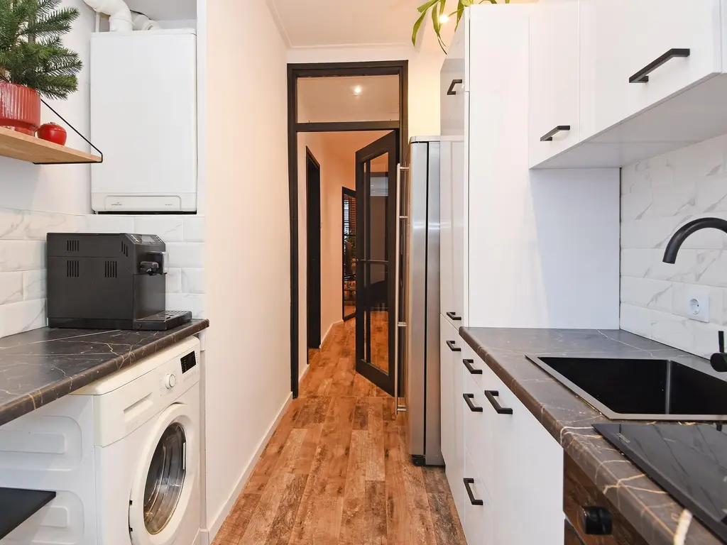 Rederijkerstraat 158, 'S-GRAVENHAGE