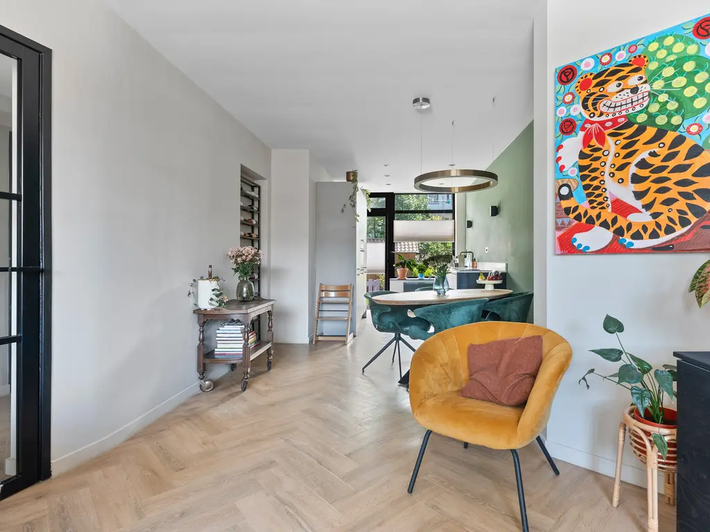 Veenendaalkade 320, 'S-GRAVENHAGE